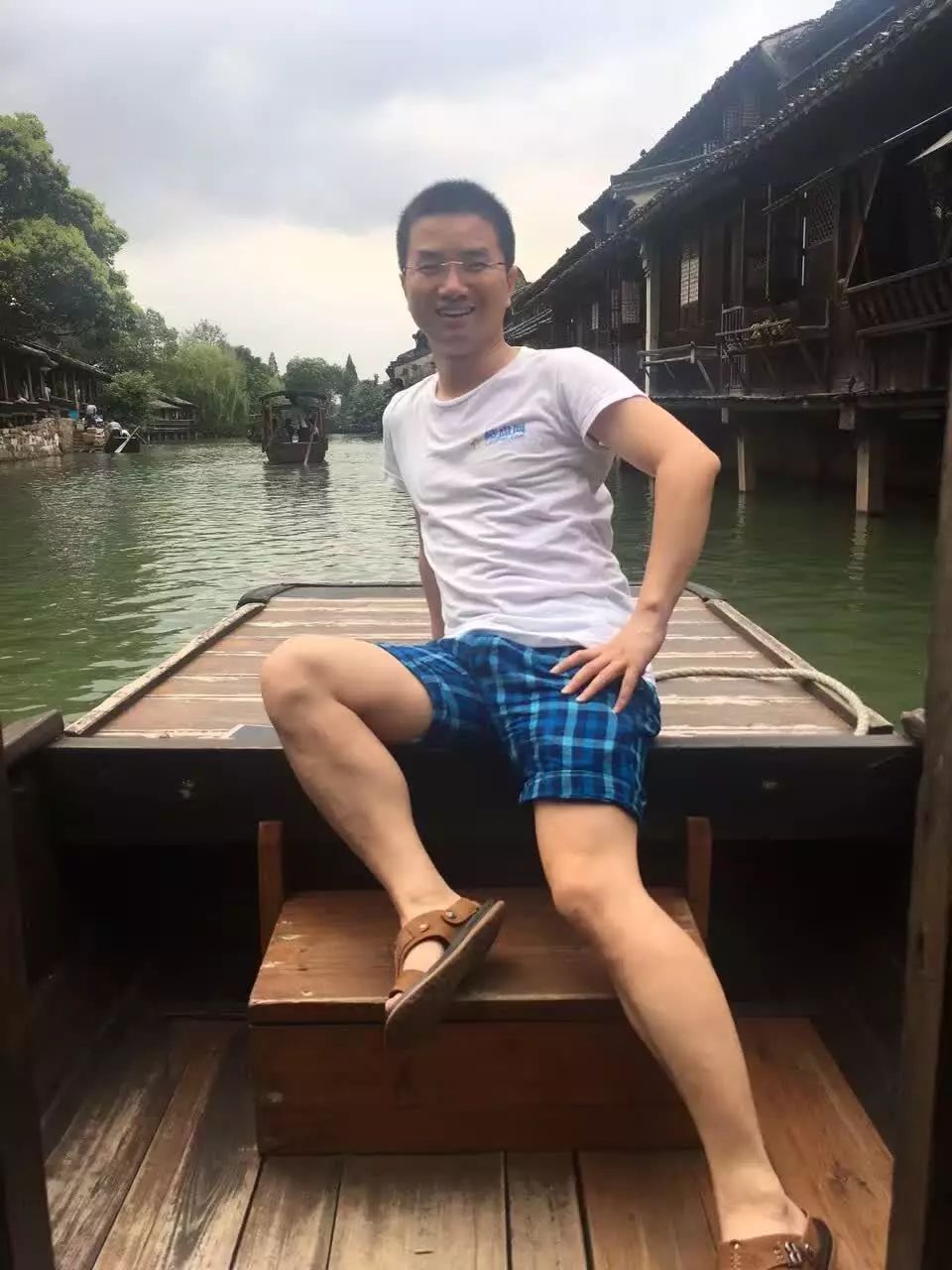 查域名历史注册信息_域名注册记录查询_域名历史注册查询