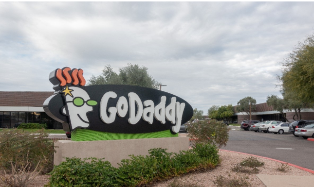 全球域名注册查询_godaddy为全球客户推出.cn域名注册服务_全球域名服务商排名