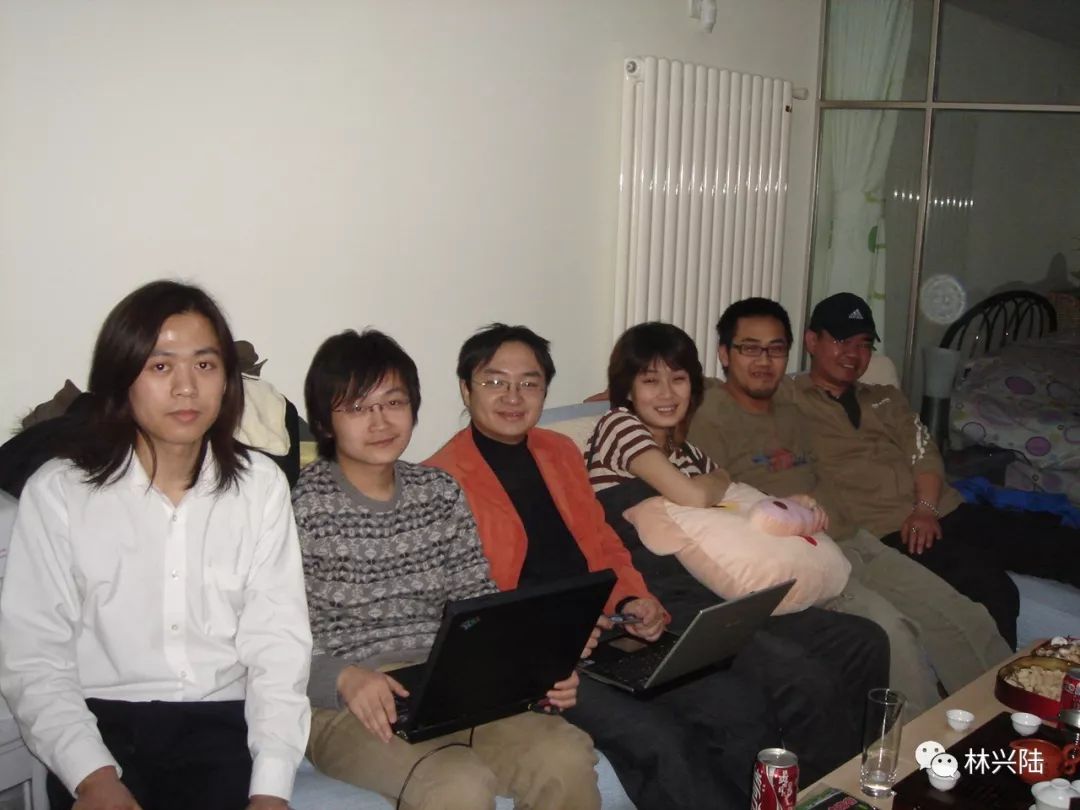 域名英文_cn英文域名注册_注册域名中文好还是英文好