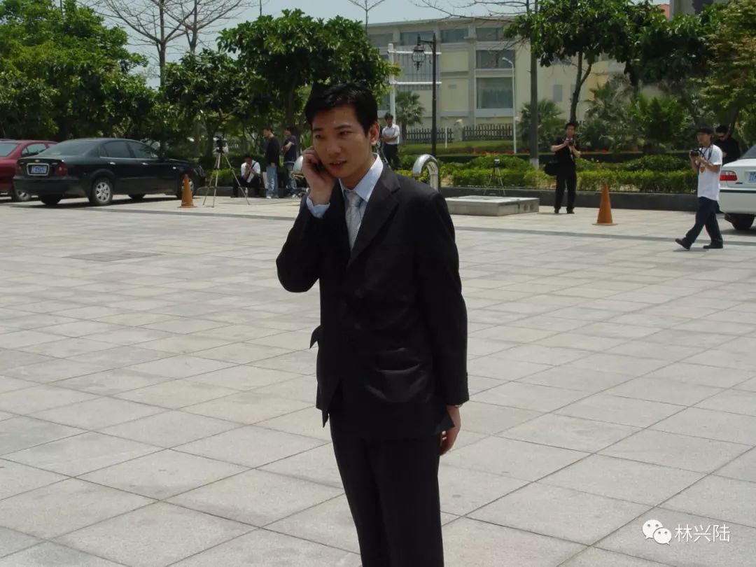 域名英文_cn英文域名注册_注册域名中文好还是英文好